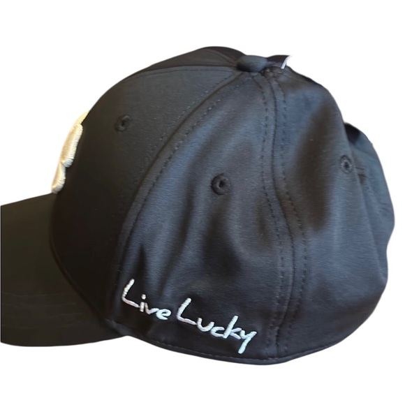 Black Clover Men's Black/White Hat “Live Lucky” - Picture 2 of 5